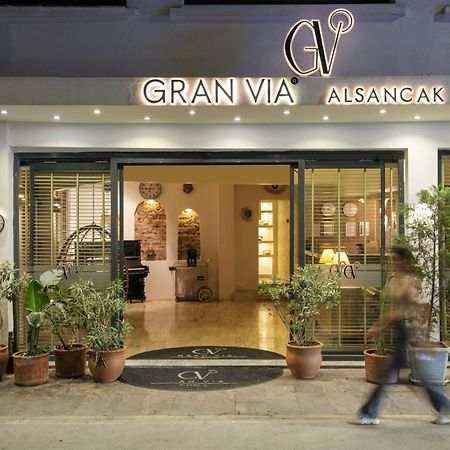 Hotel Gran Via Alsancak à İzmir Extérieur photo